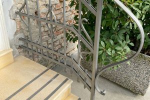 ringhiera scala esterna