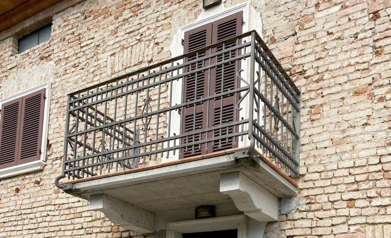 balcone in ferro battuto